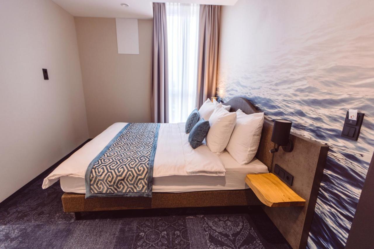 Hotel Libertas Elements Pure Merzhausen ภายนอก รูปภาพ