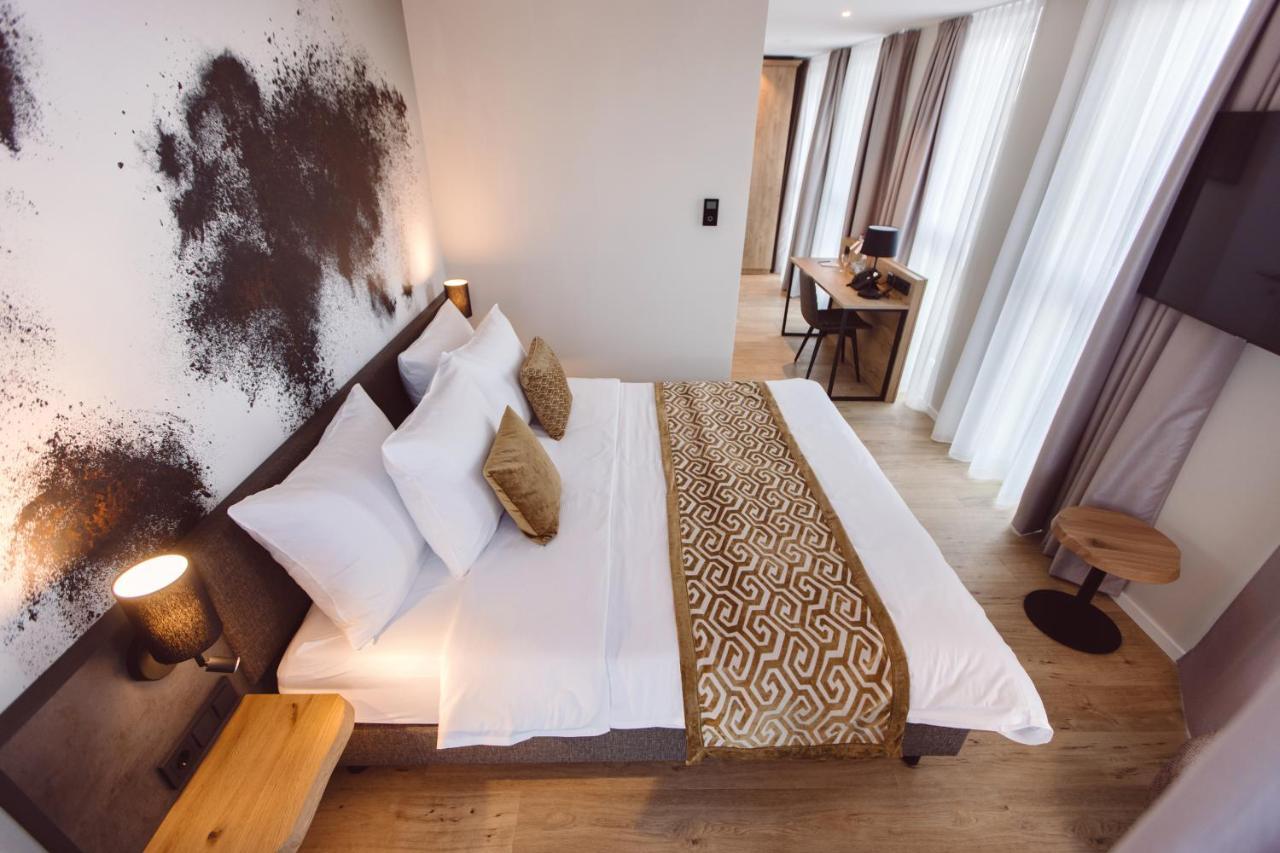 Hotel Libertas Elements Pure Merzhausen ภายนอก รูปภาพ
