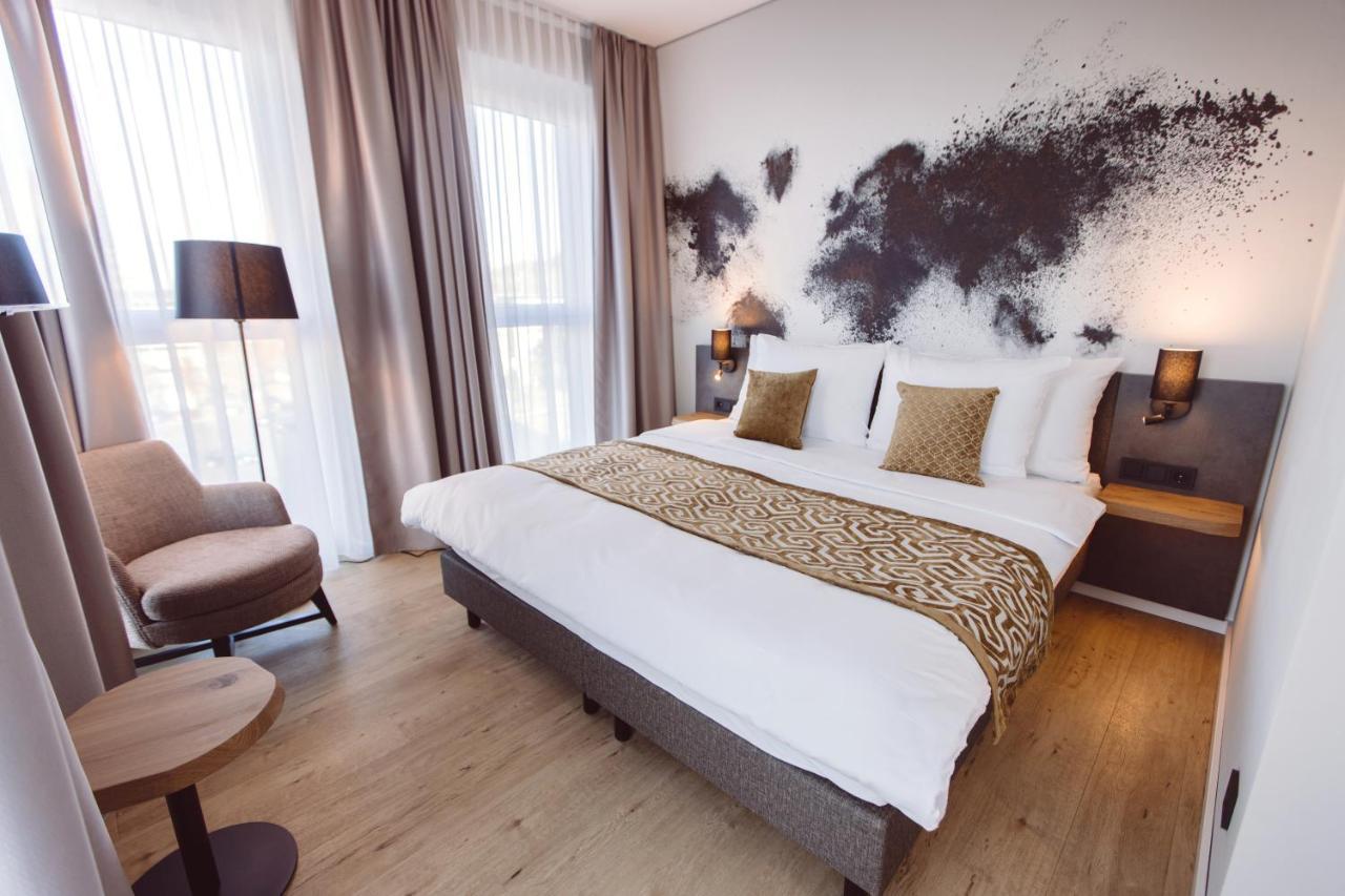 Hotel Libertas Elements Pure Merzhausen ภายนอก รูปภาพ