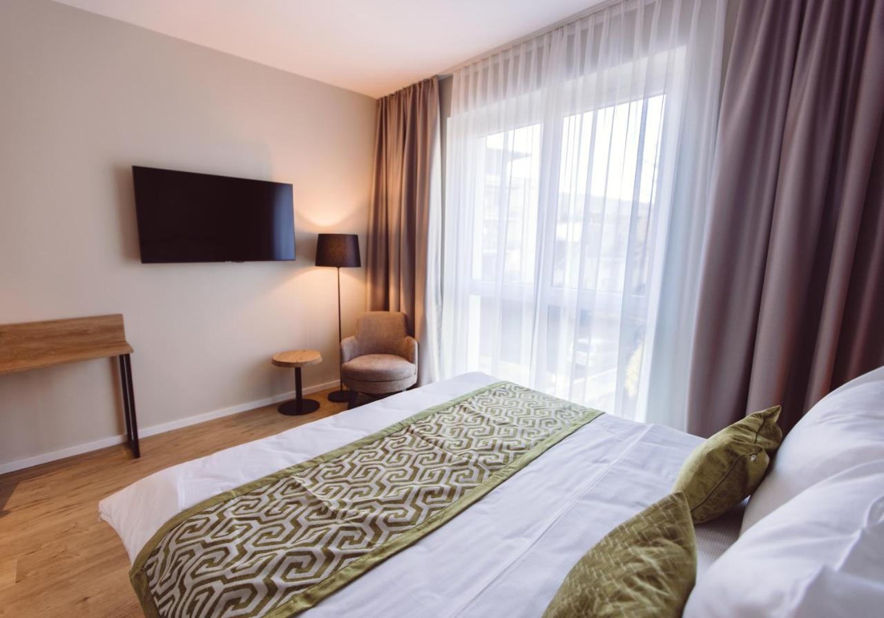 Hotel Libertas Elements Pure Merzhausen ภายนอก รูปภาพ